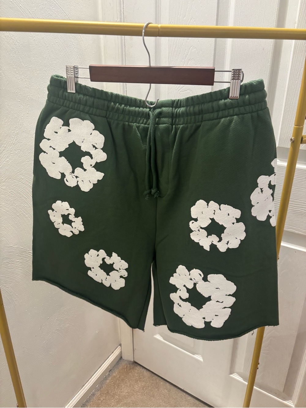 XL Denim Tears Sweatshorts
